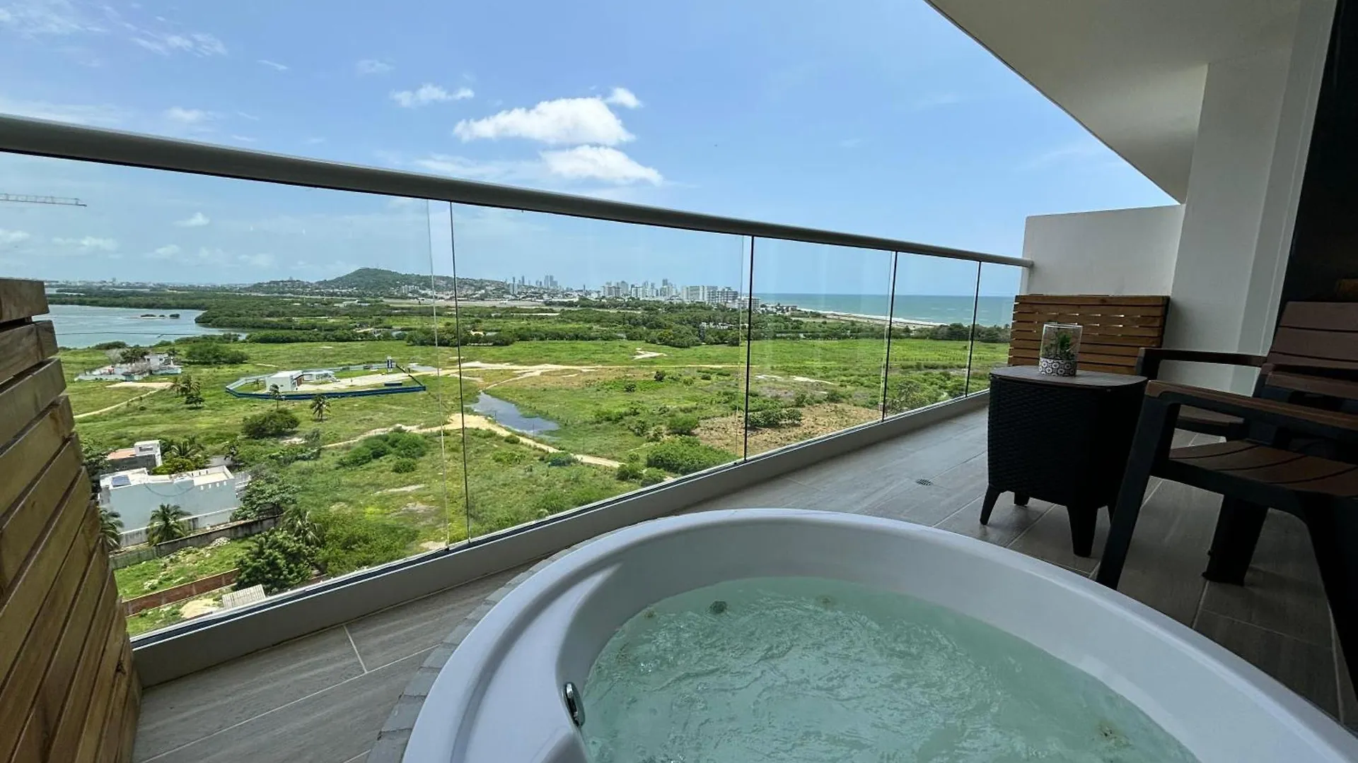 Appartamento Cartagena Dominique1409 Con Jacuzzi En Balcon